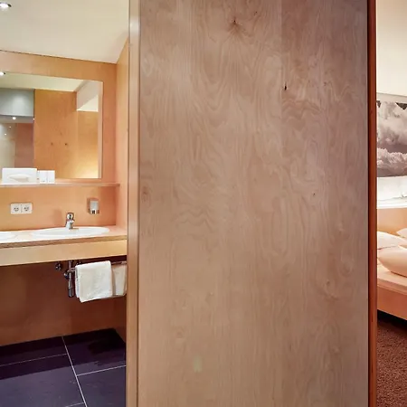 Hotel Pop-up - Loisach Lermoos